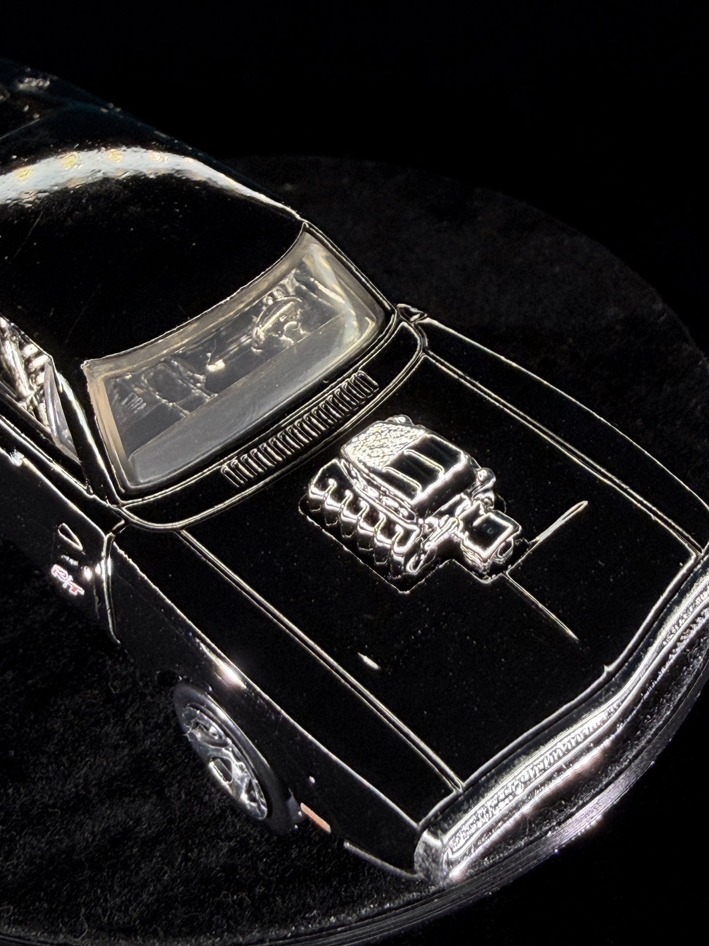 Halumin-C: Pre-Order The Ultimate Coin Photography and Small Collectables Illumination - Pro Photos Using Your Camera or Phone